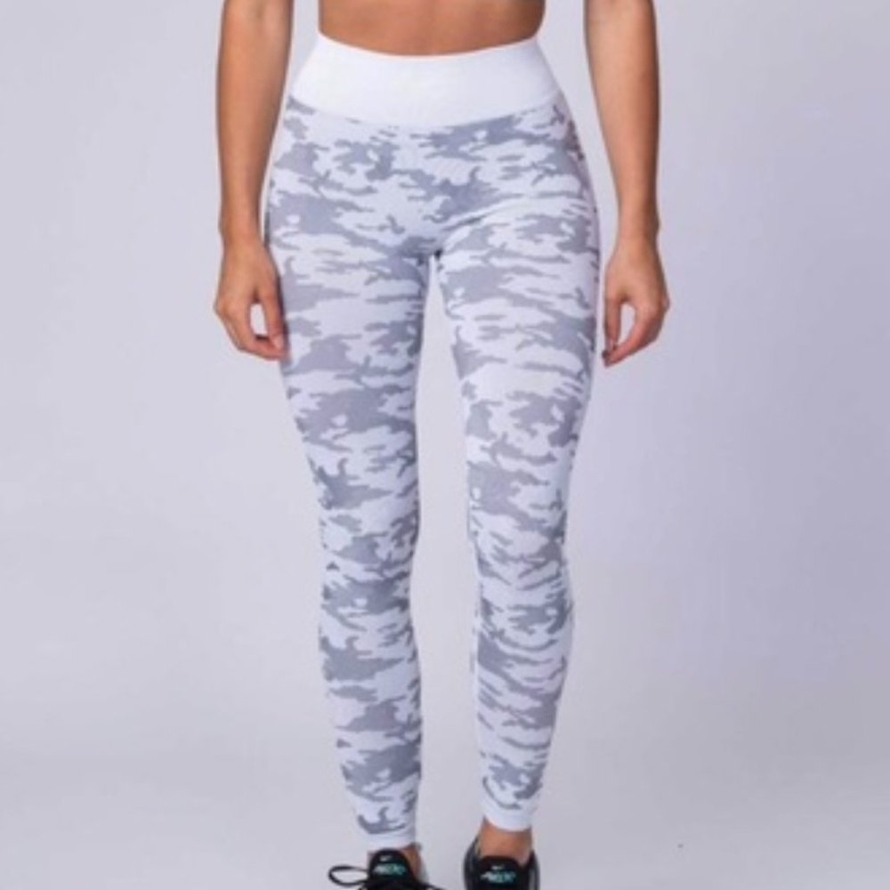Muscle Nation Scrunch Bum Leggings